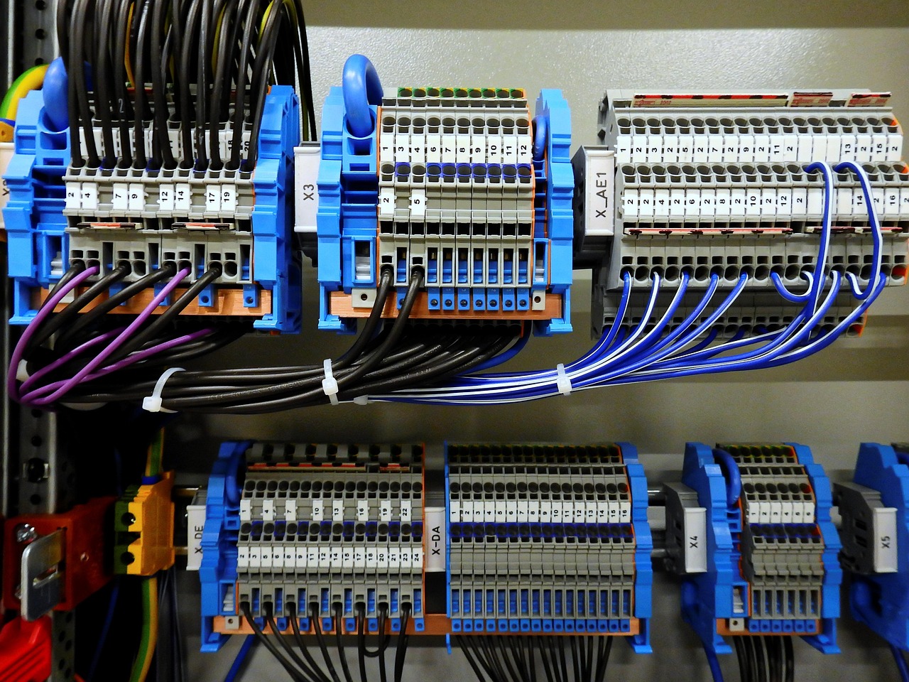 https://smart-electricity.be/wp-content/uploads/2025/01/maintenance.jpg